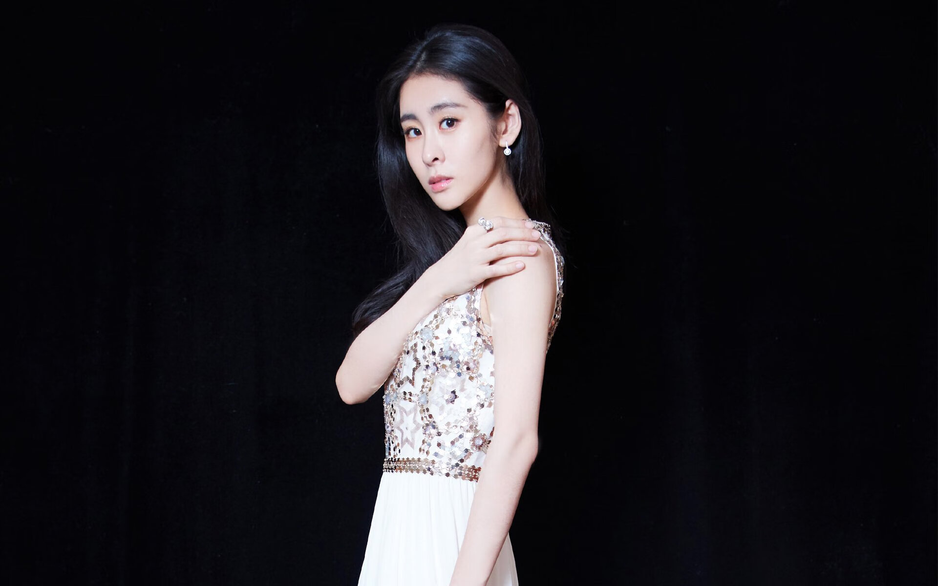 “青少年足球夏令营火热报名，开启梦想之旅”，2020全国青少年足球夏令营比赛视频